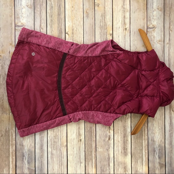Lululemon Down For a Run Puffer Vest Berry Color - Picture 5 of 7